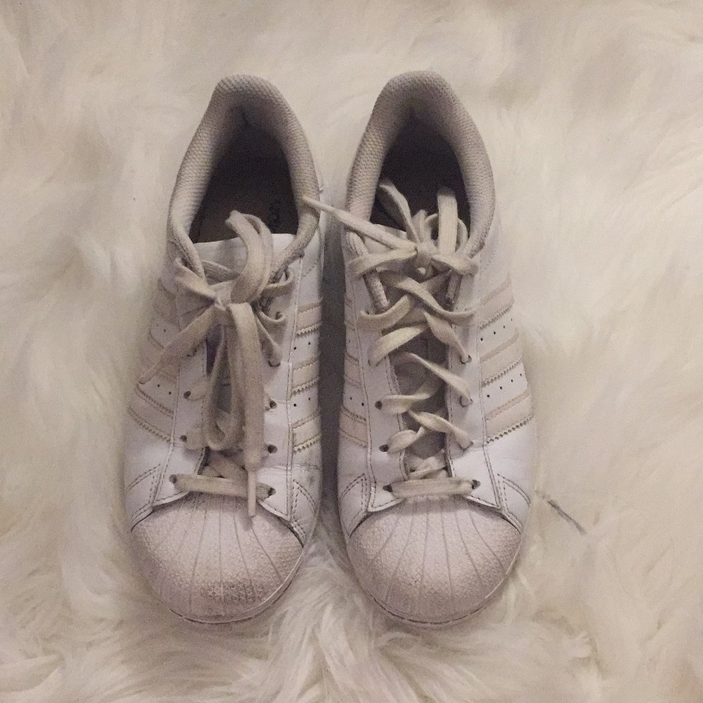 White superstar adidas sneakers